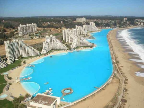 longest-swimming-pool-in-the-world-in-chile-1km-long-250-millions-litres